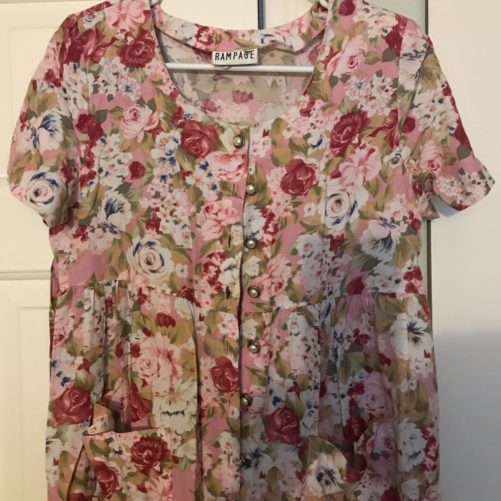 Dress - Picture 3 of 4